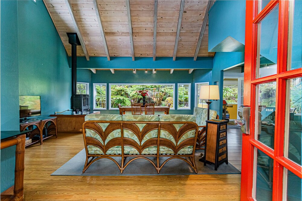 Volcano House | Volcano's Ohana House Popular Rainforest Hideaway Sleeps 8