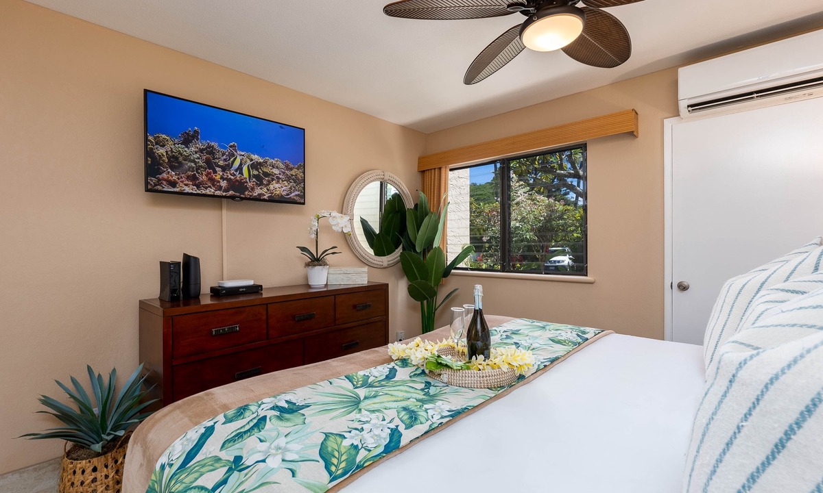 Napili Condo | Napili Point B33 1 Bedroom Oceanfront Condo 1 Condo by RedAwning