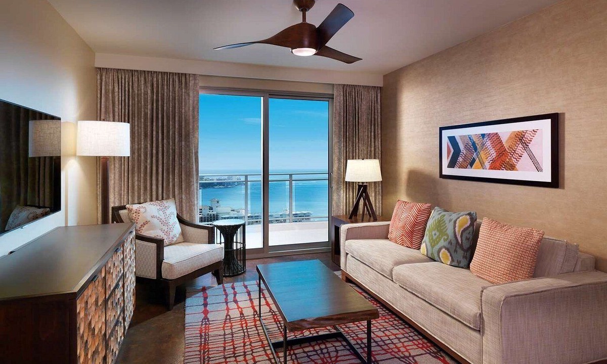 Ala Moana Resort | Hilton Grand Island Penthouse: 3BR,3BA, Ocean Views on Waikiki Beach, Luxurious!