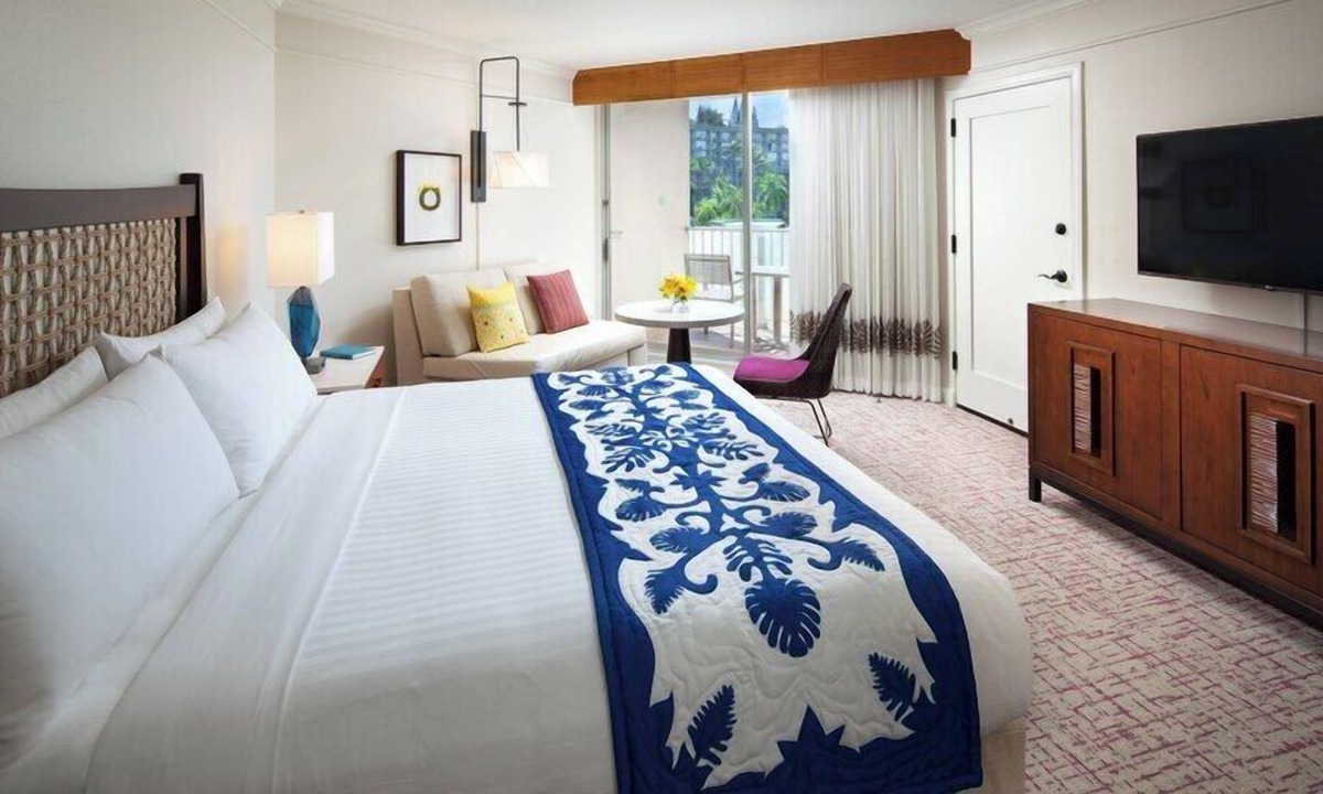 Lihue Apartment | Kauai | Kauai Beach Escape | Pool & Beach