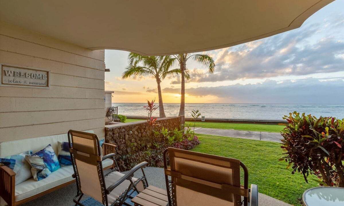 Kahana Condo | Perch - Seaside Serenity: Oceanfront 1BR Suite