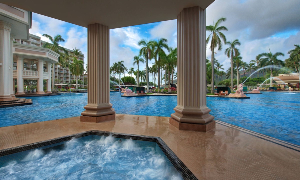 Lihue Resort | Oceanfront - 1 Bedroom - Marriott's Kauai Beach Club - Full Resort Access