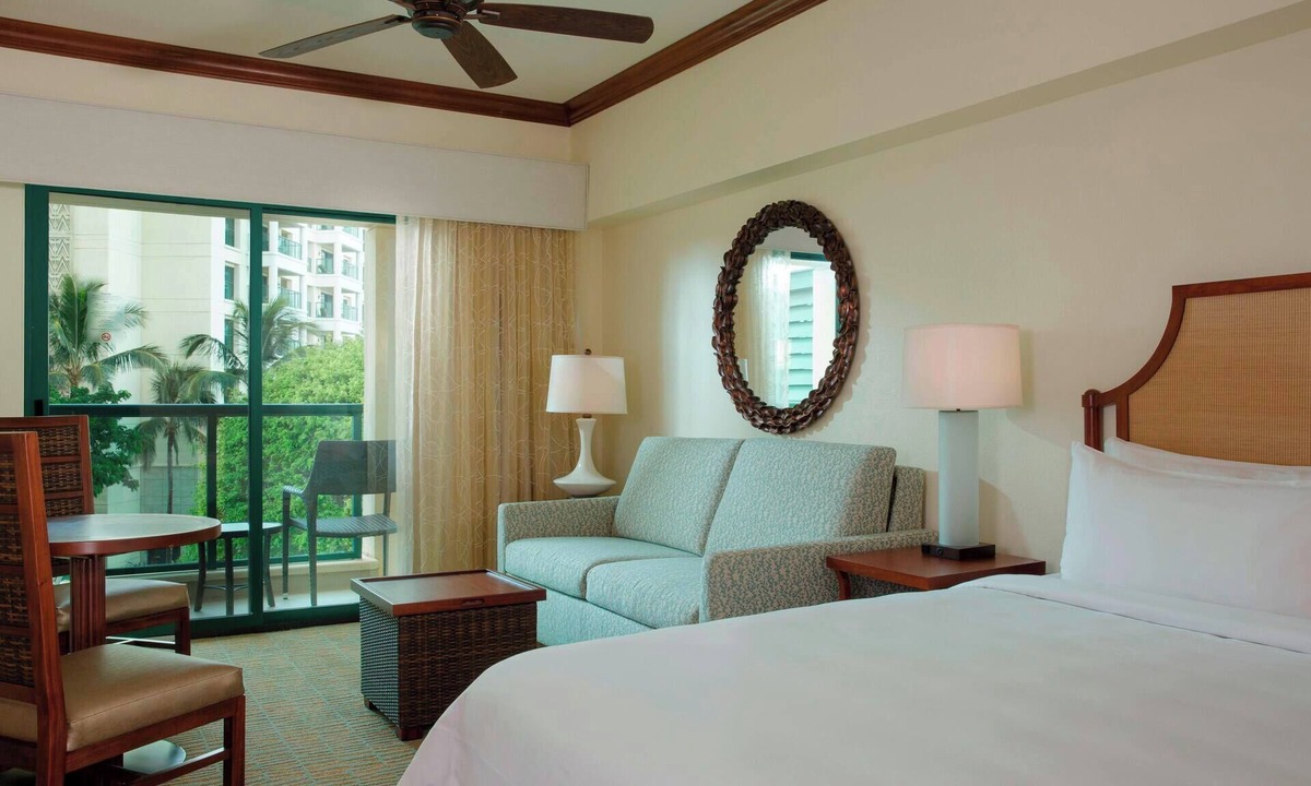 Ko Olina Condo | Marriott Ko Olina Beach Club - On The Beach- Family Friendly