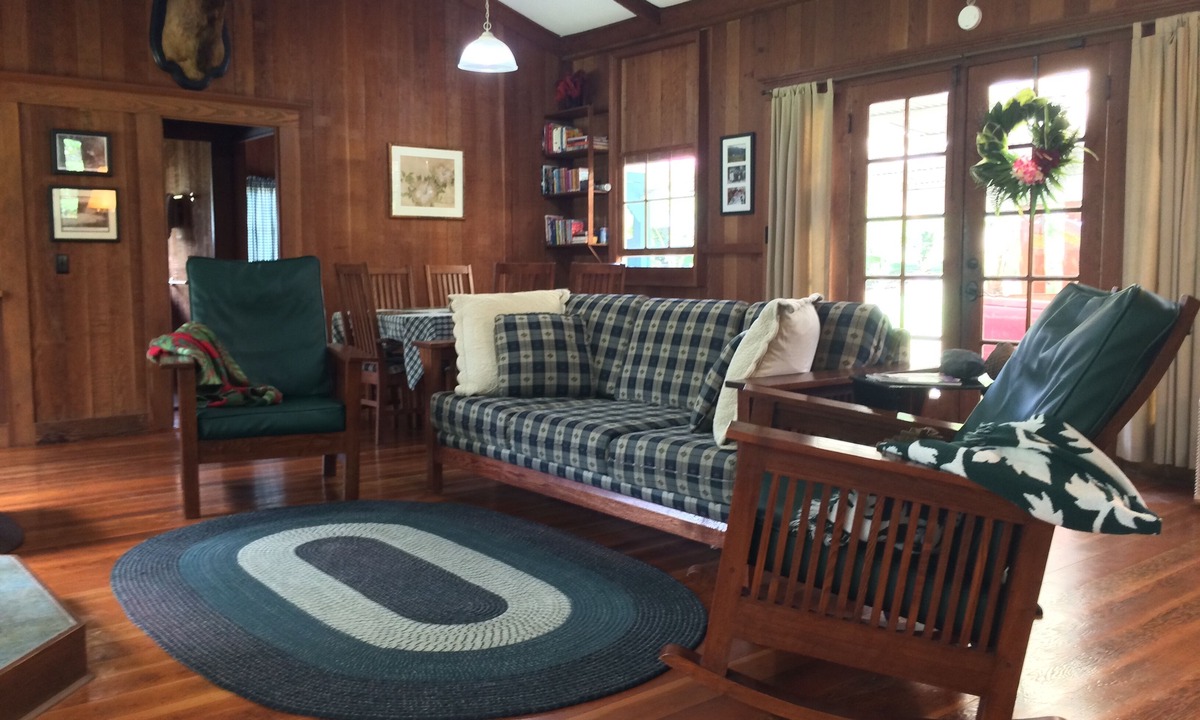 Volcano Cottage | Historic Sugar Era Home Close to National Park – A Local Staycation Favorite!