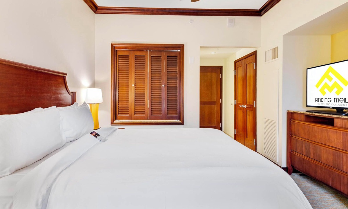 Ko Olina Resort | Beautiful Beachfront KoOlina Resort + Resort Amenities included