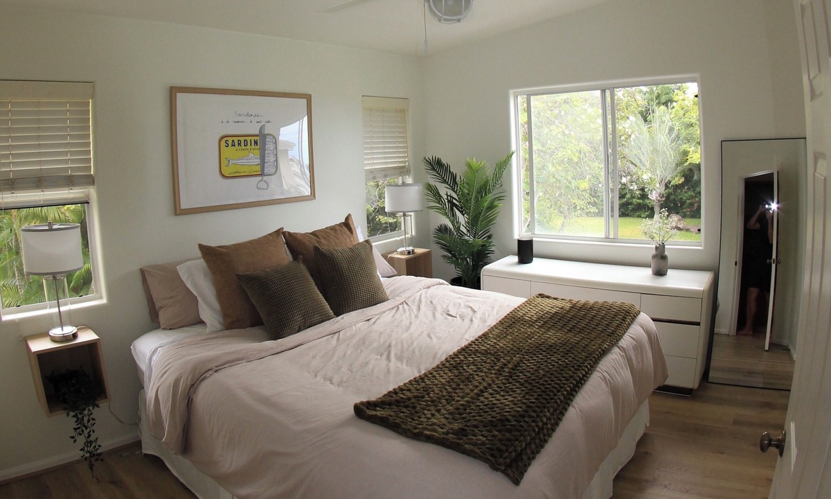 Kailua-Kona House | 3-bedroom furnished house with ocean views, utilities, wifi, and parking
