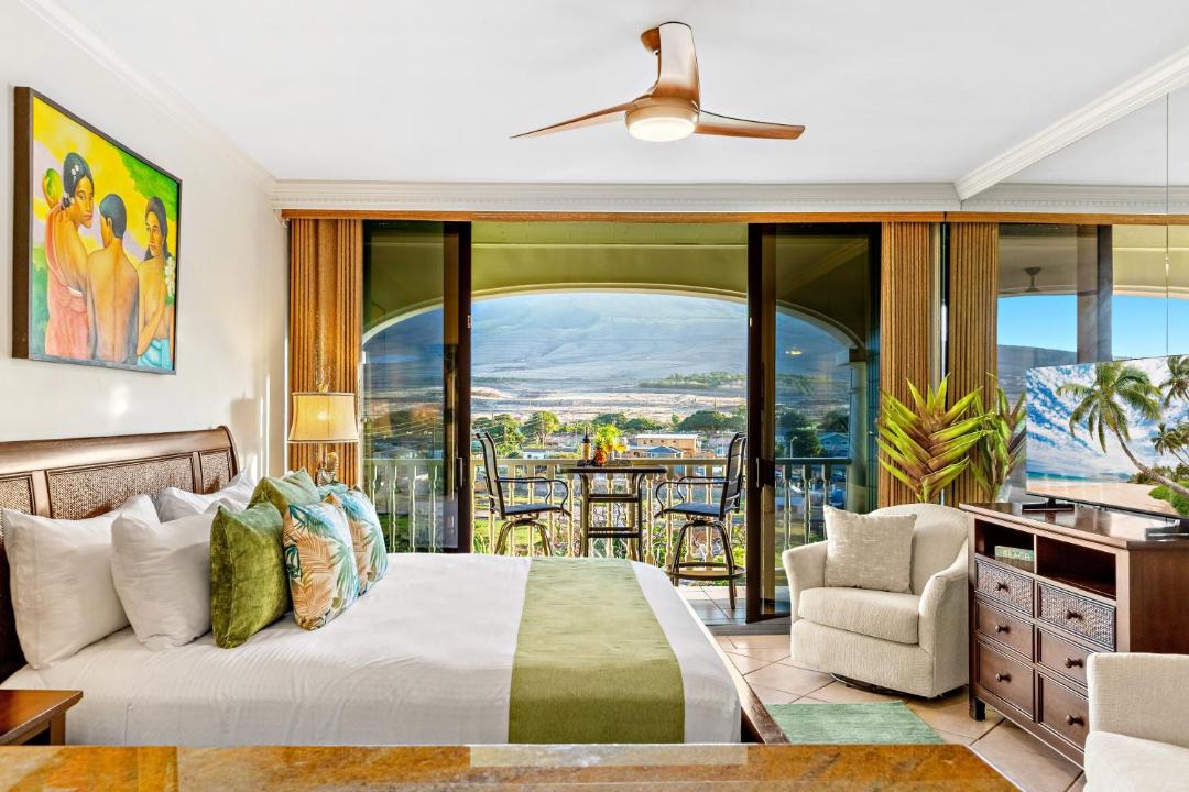 Historic Lahaina Front Street Apartment | Lahaina Shores Beach Resort 608