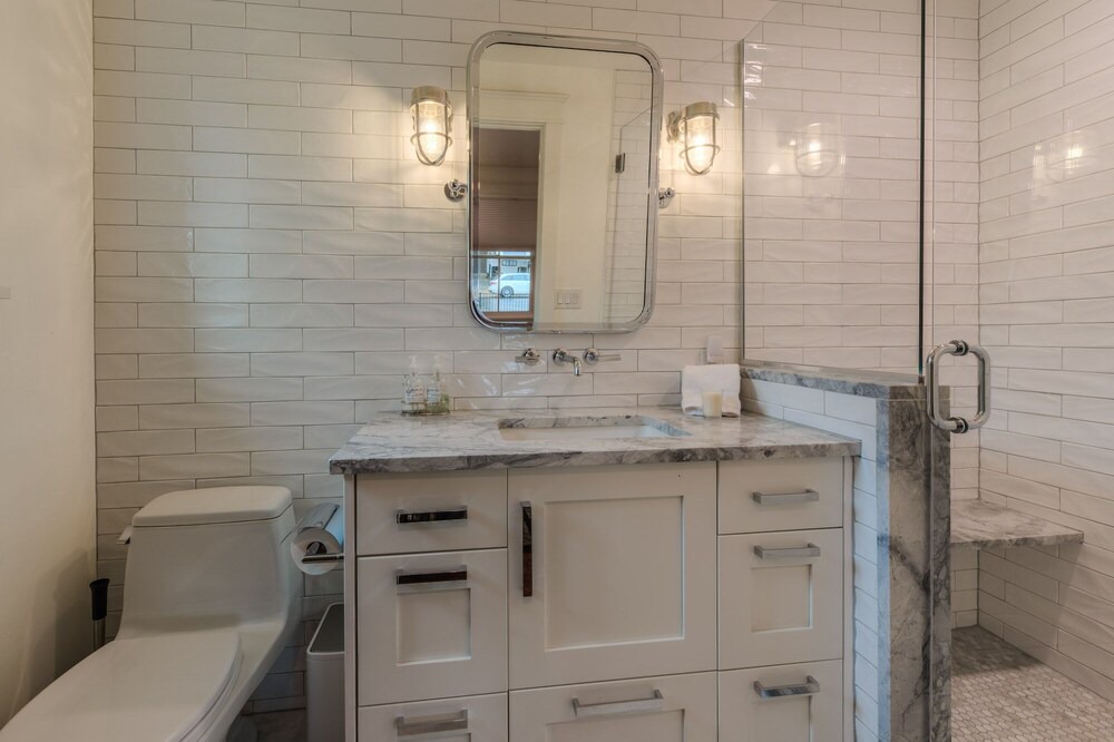 Photo of Bathroom in Old North Boulder