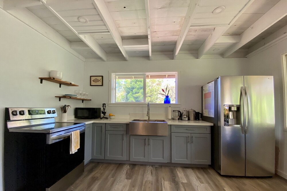 Photo of Kitchen in Pupukea