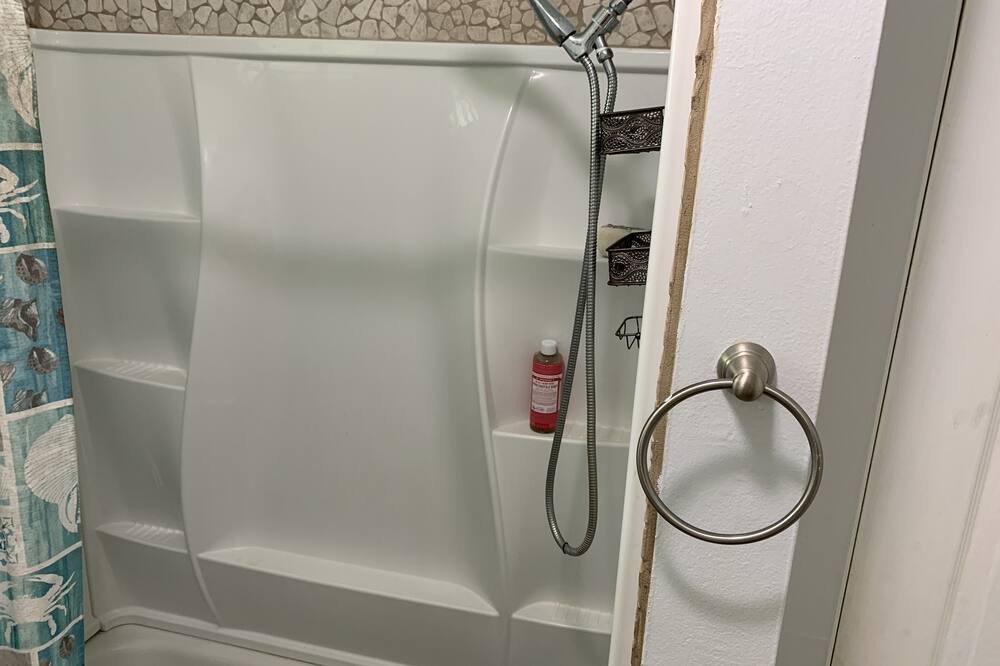 Photo of Bathroom in Kapoho