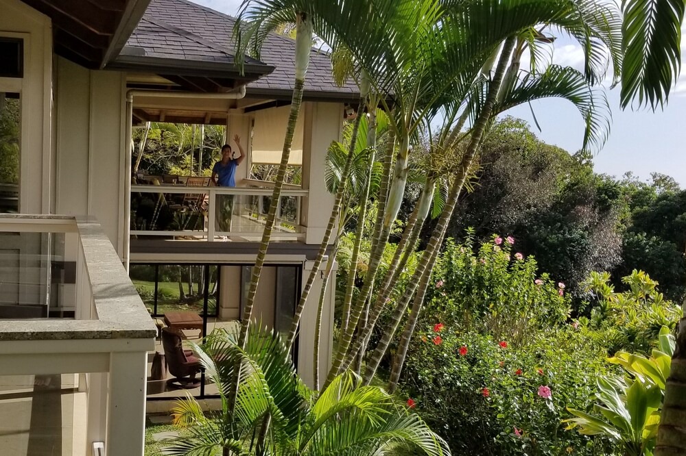 Photo of Patio Balcony in Kalaoa