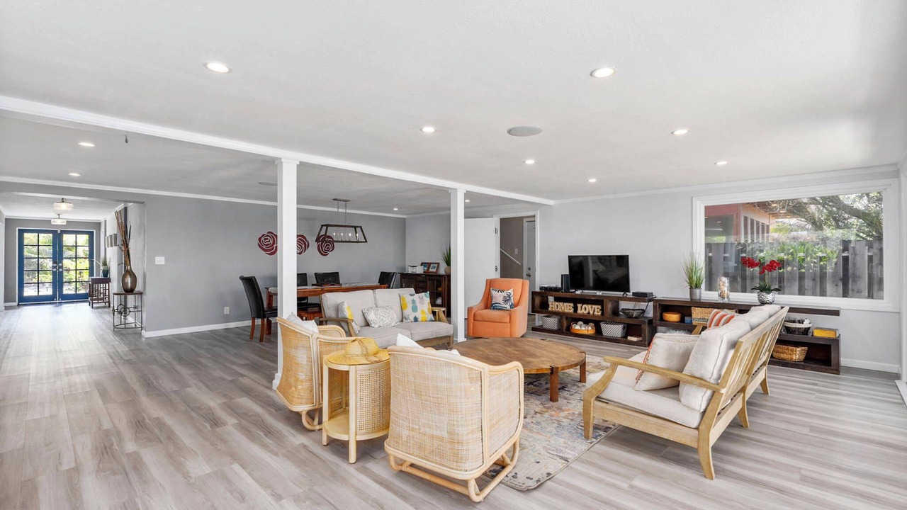 Photo of Livingroom in Waimanalo Beach