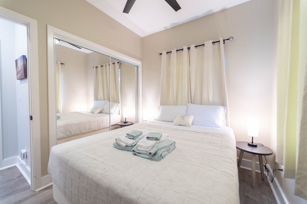 Photo of Bedroom in Ahuimanu