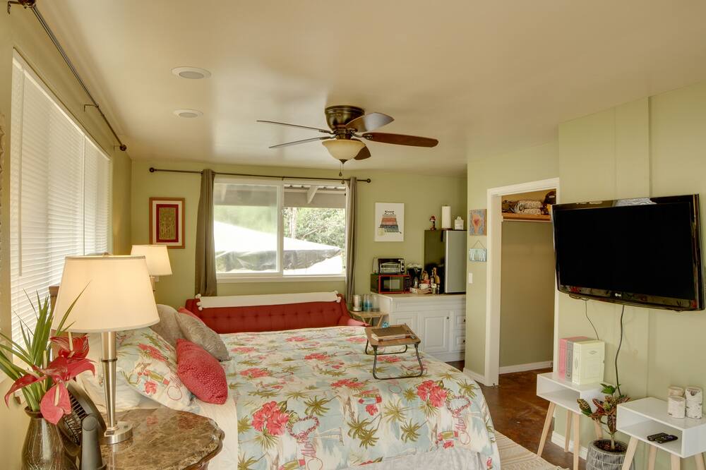 Photo of Bedroom in Keaau