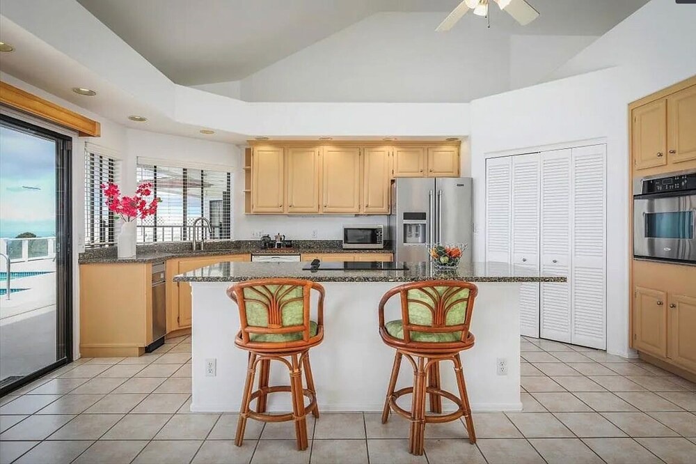 Photo of Kitchen in Holualoa