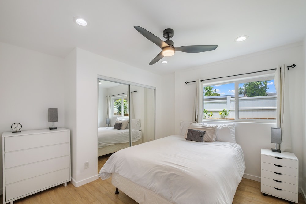 Photo of Bedroom in Diamond Head - Kapahulu - St. Louis