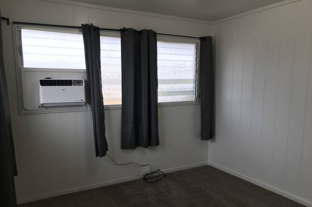 Photo of Bedroom in Western Honolulu