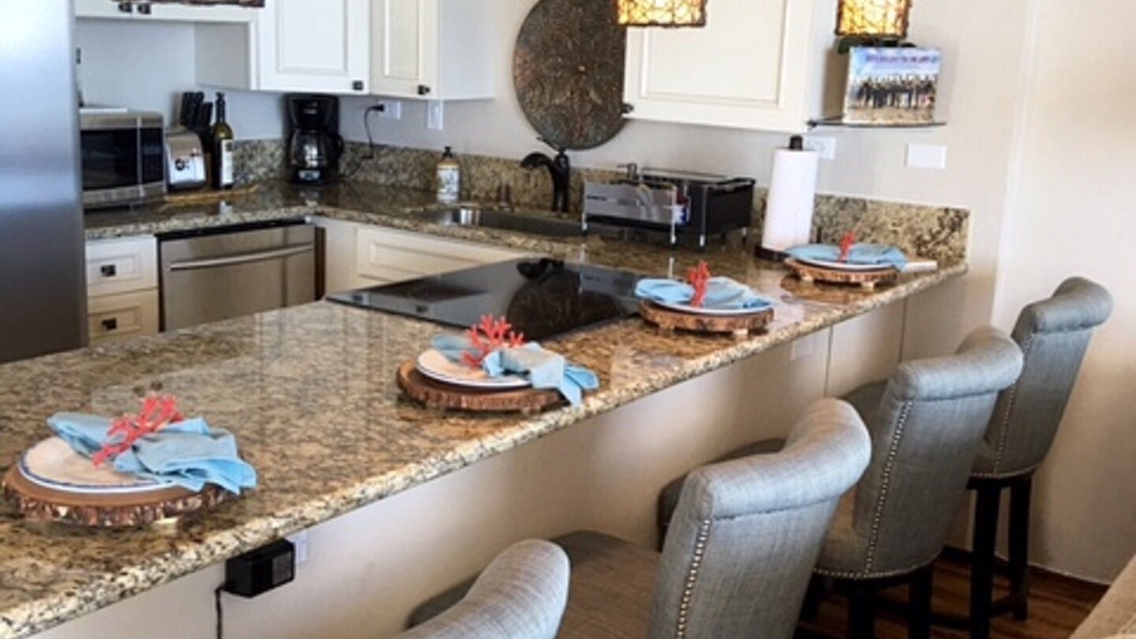Photo of Kitchen in Makaha