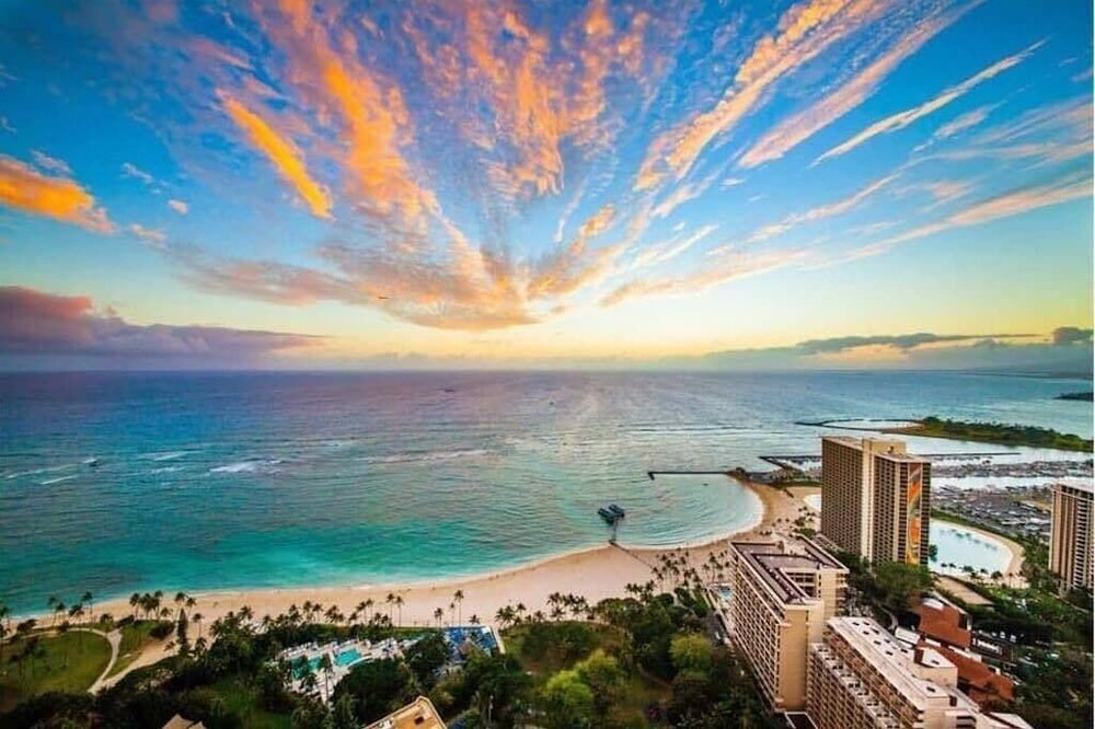 Photo of Others in Waikiki