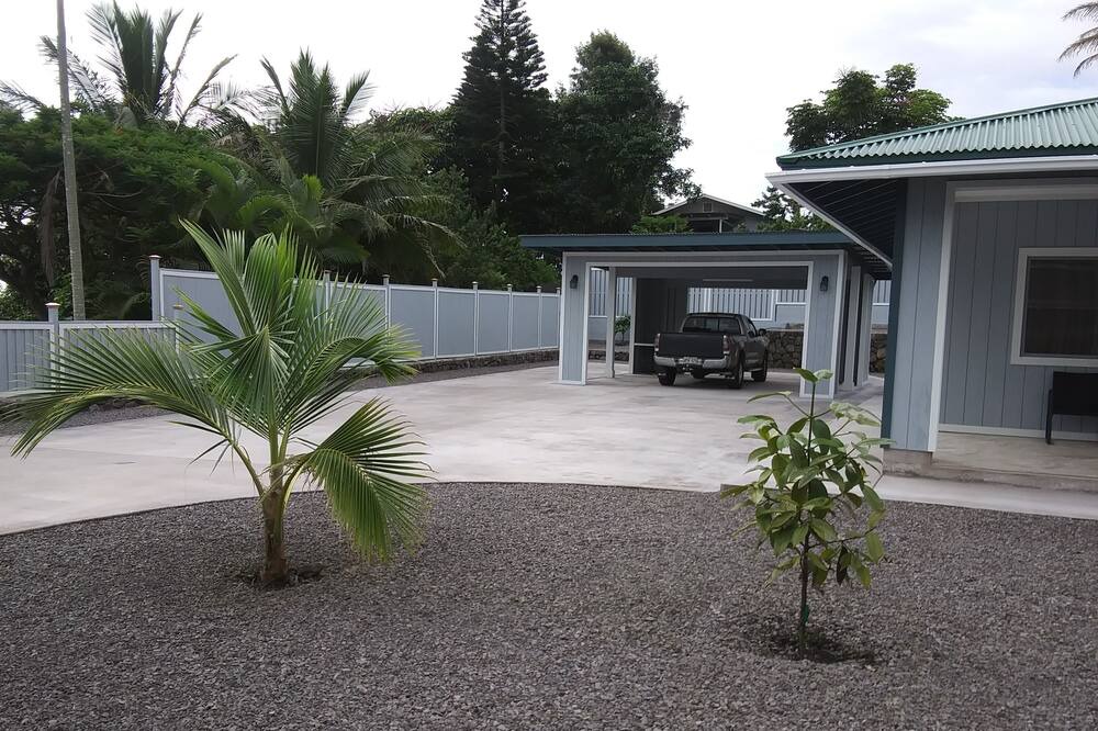 Photo of Outdoor in Kona Palisades