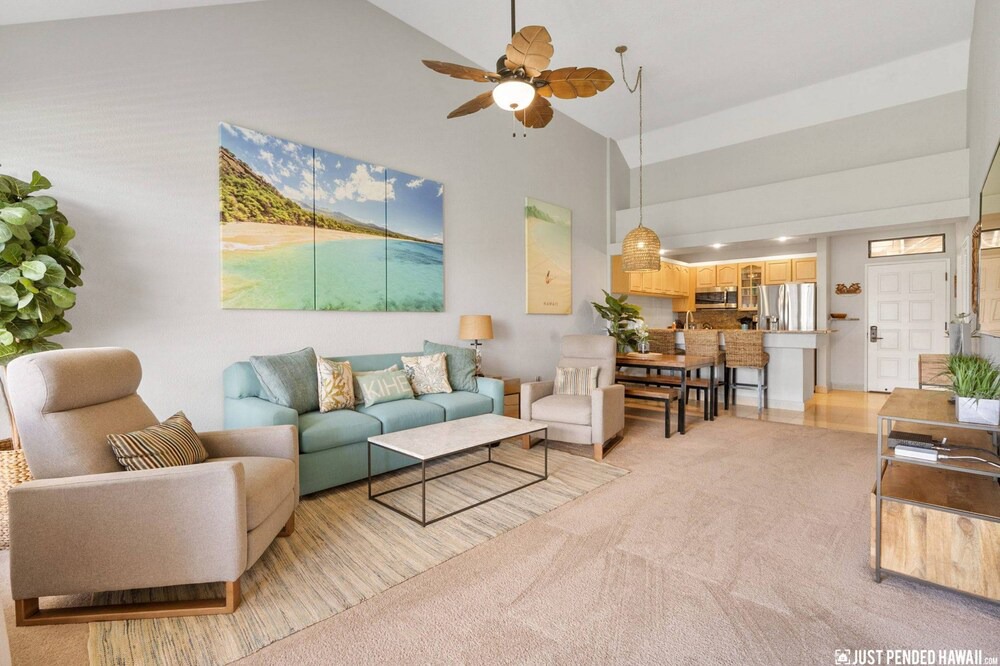 Photo of Livingroom in Wailea