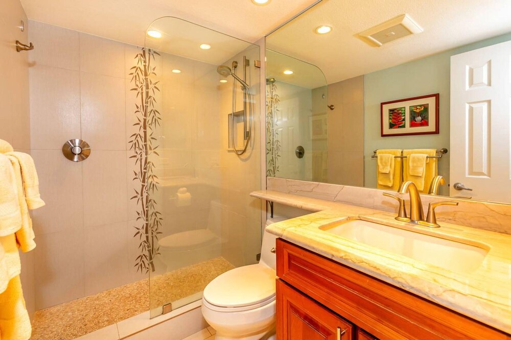 Photo of Bathroom in Kihei