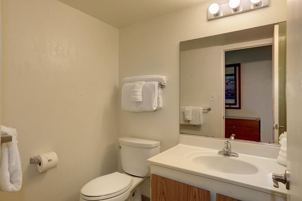 Photo of Bathroom in Kihei