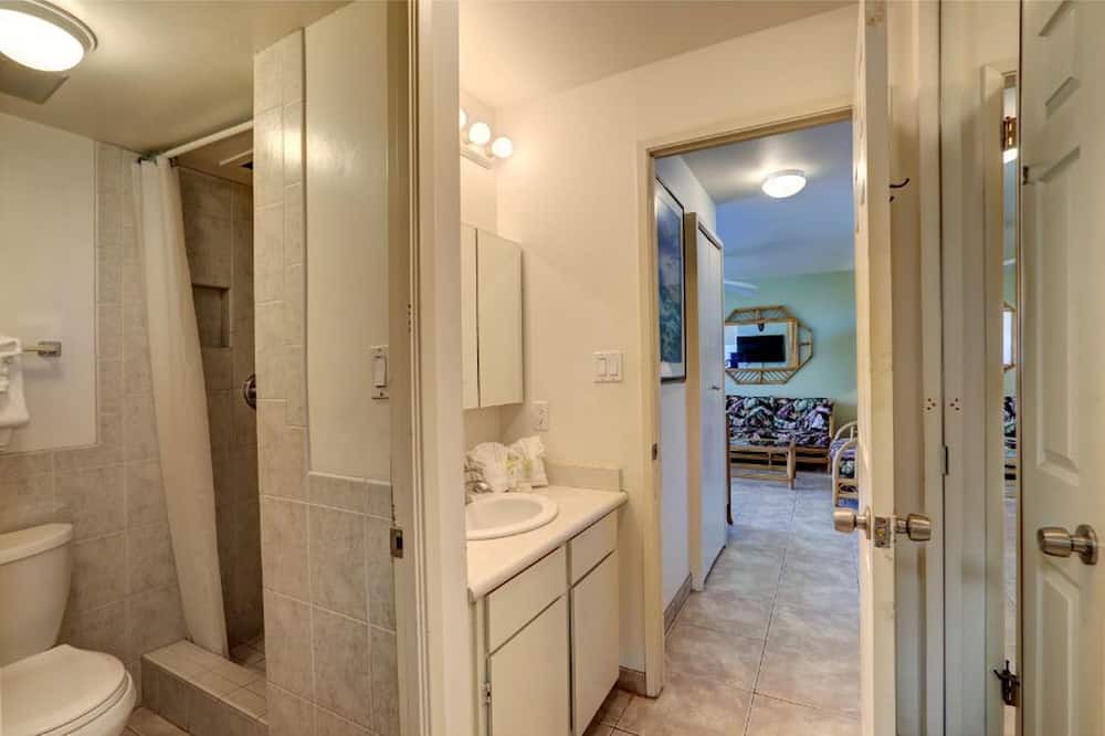 Photo of Bathroom in Kihei