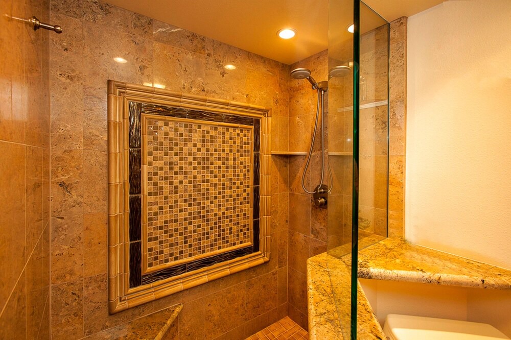 Photo of Bathroom in Kihei