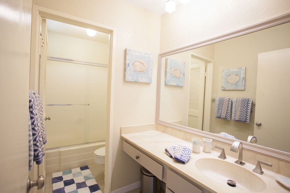 Photo of Bathroom in Princeville