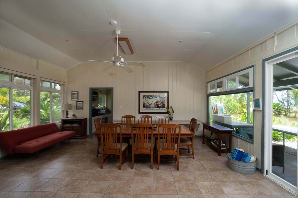 Photo of Others in Laie