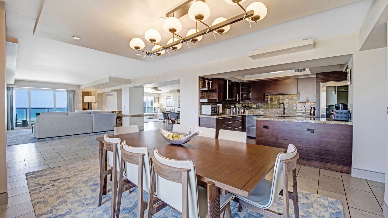 Photo of Livingroom in Ala Moana