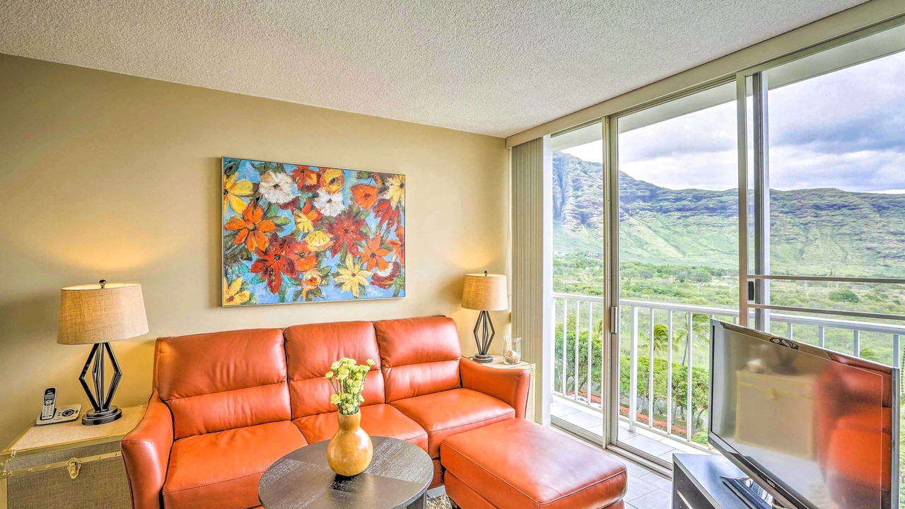 Photo of Livingroom in Makaha