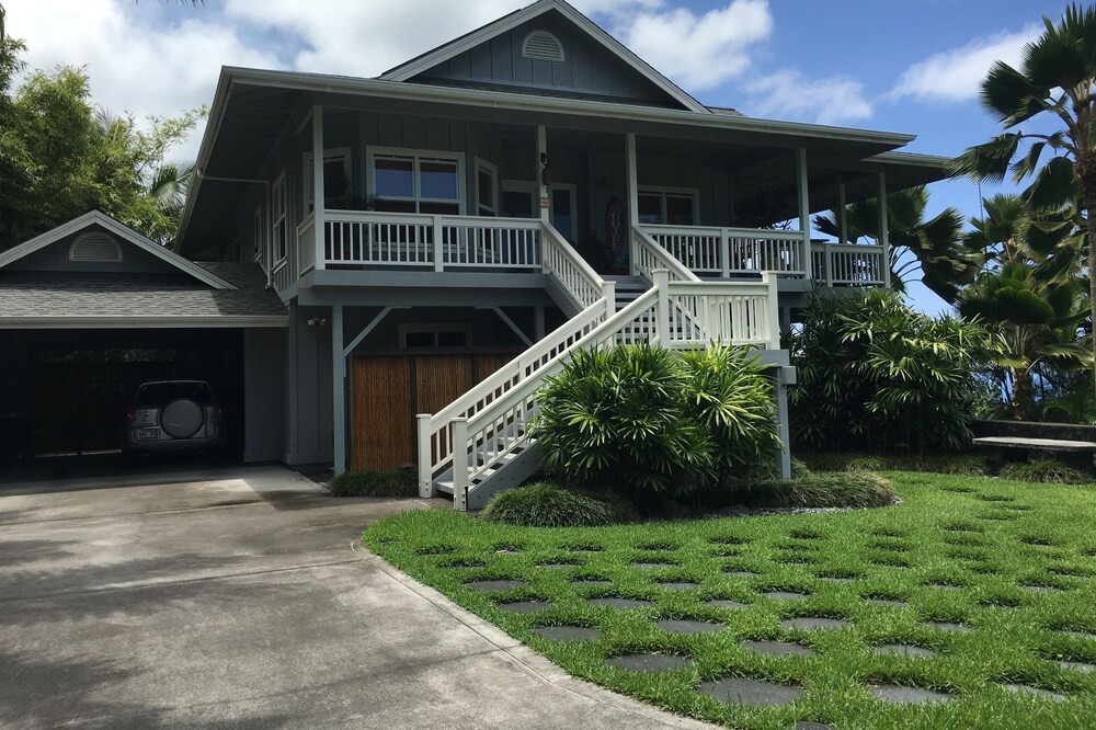 Photo of Outdoor in Kona Palisades