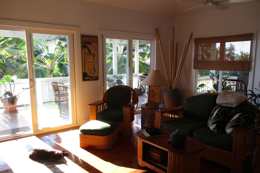 Photo of Others in Kona Palisades