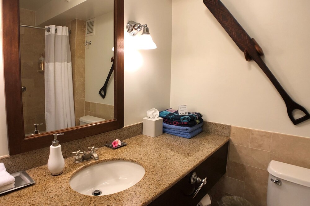 Photo of Bathroom in Hanamaulu
