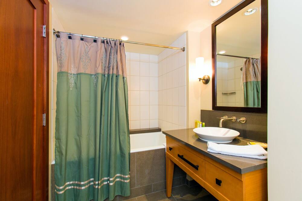 Photo of Bathroom in Ko Olina