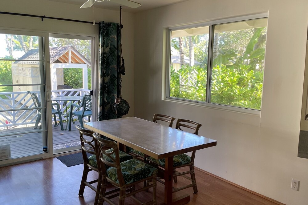 Photo of Kitchen in Mokuleia