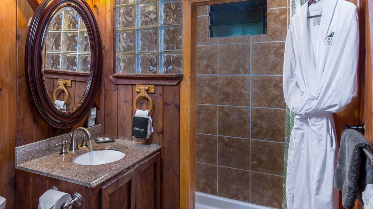 Photo of Bathroom in Volcano