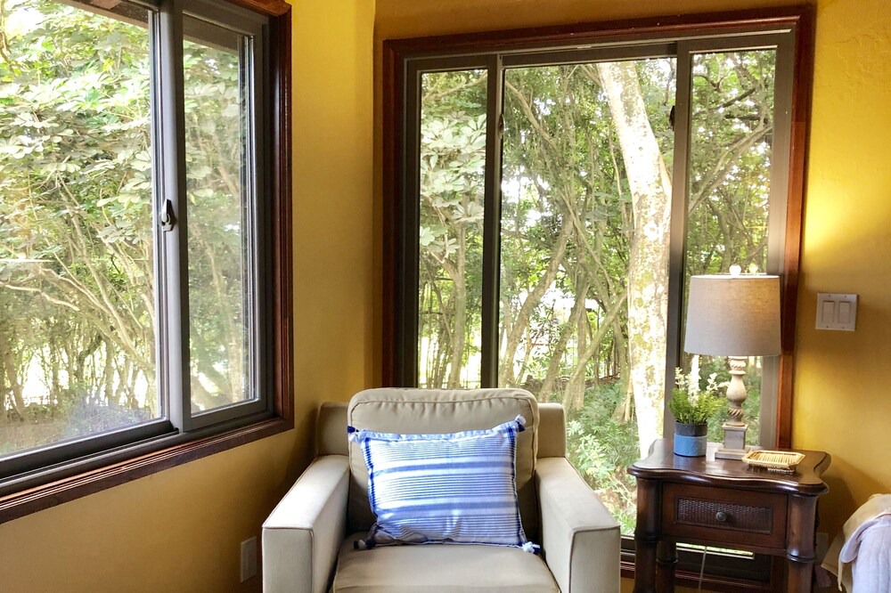 Photo of Bedroom in Punaluu