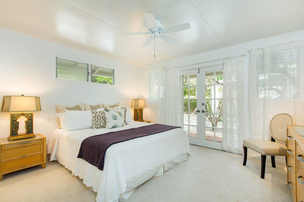 Photo of Bathroom in Portlock