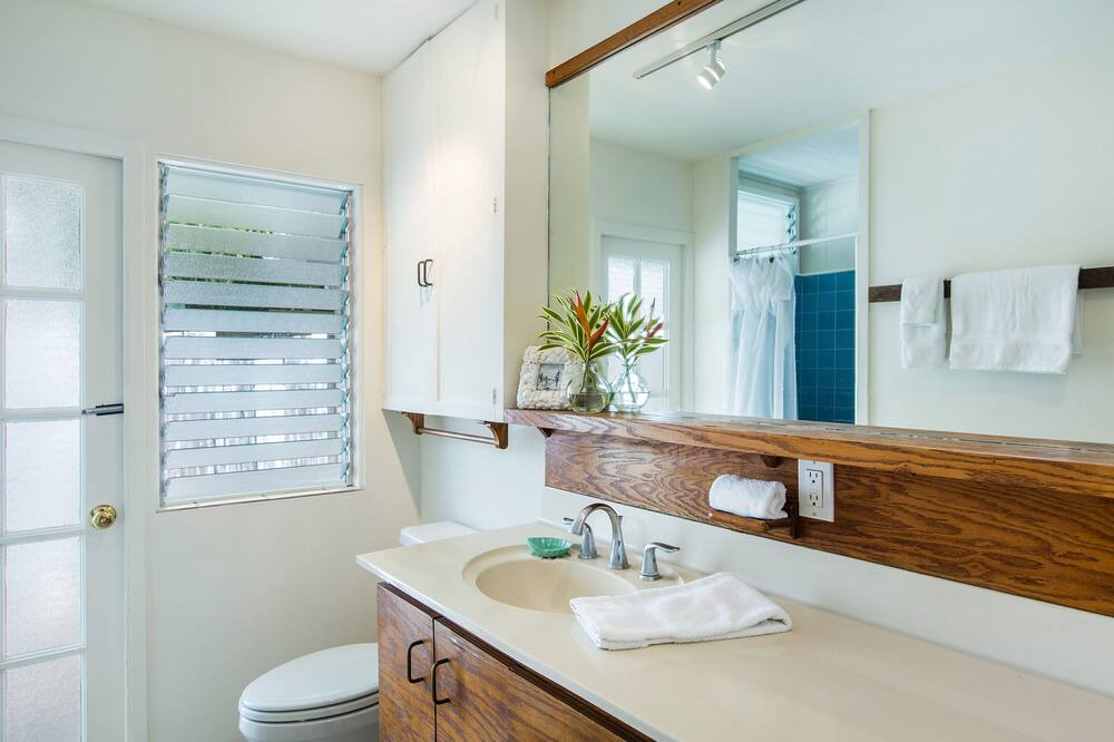 Photo of Bathroom in Portlock