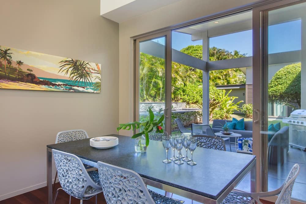 Photo of Bedroom in Hawaii Kai