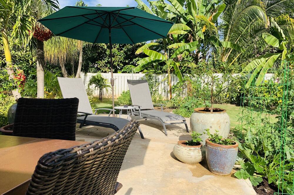 Photo of Patio Balcony in Waimanalo Beach