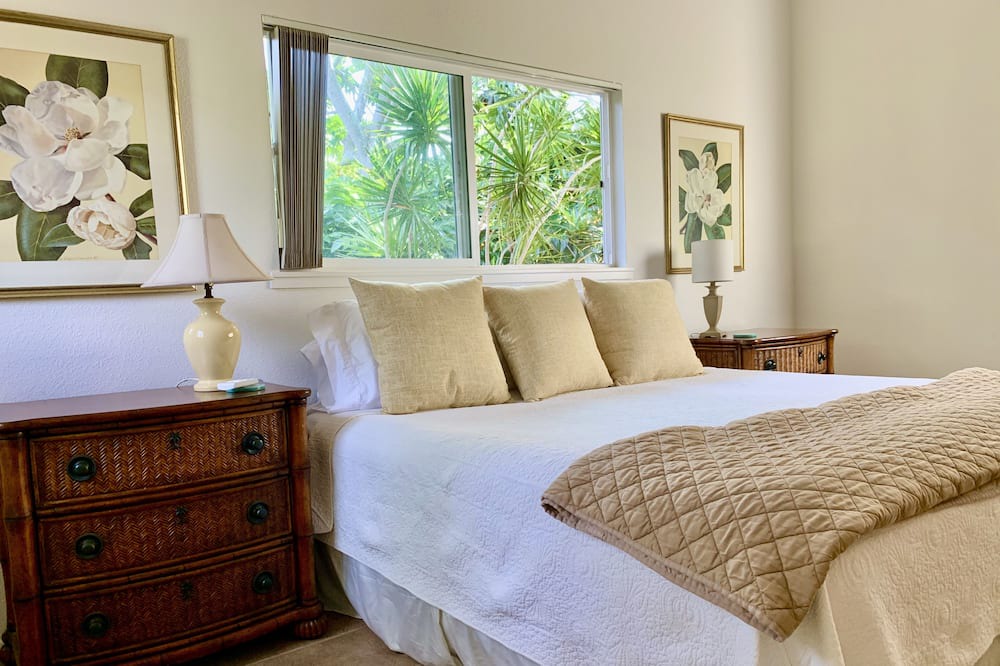 Photo of Bedroom in Waimanalo Beach