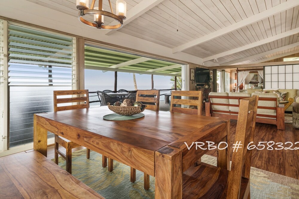 Photo of Bedroom in Kahaluu Bay