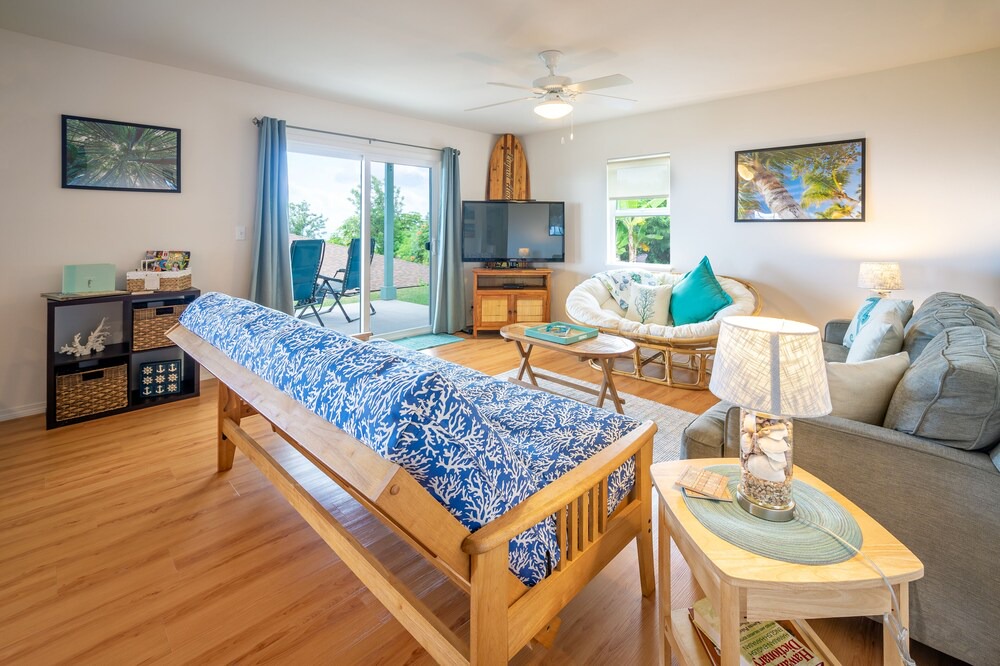 Photo of Livingroom in Kona Palisades