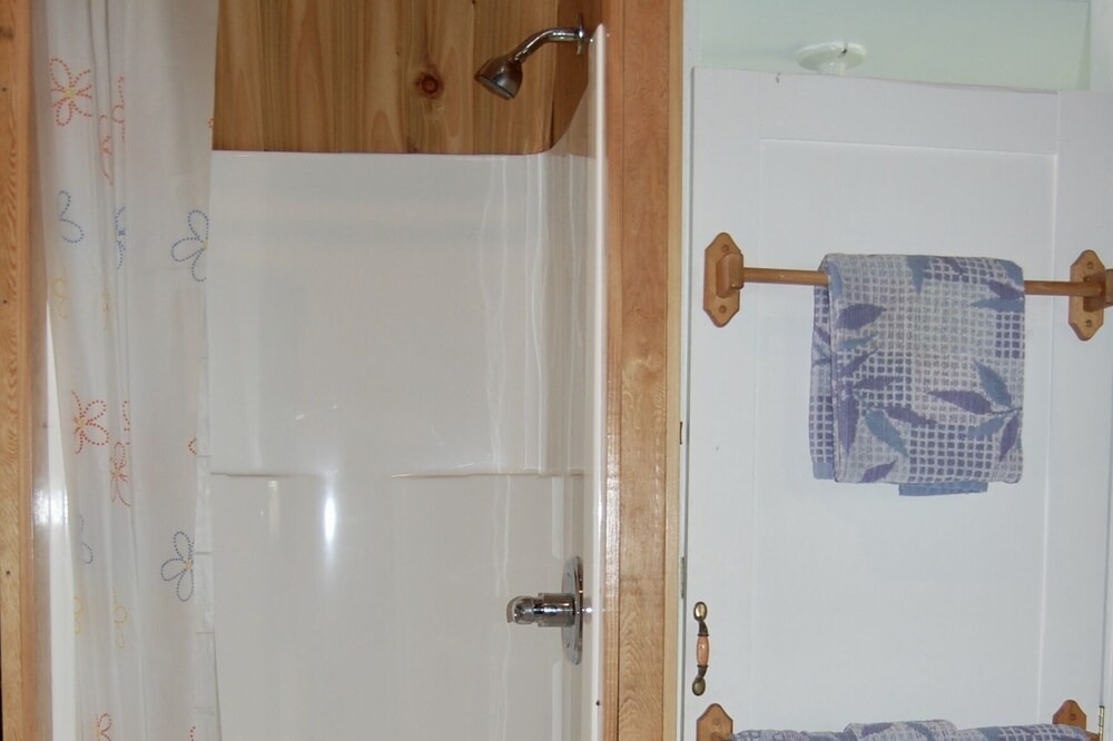Photo of Bathroom in Waialee