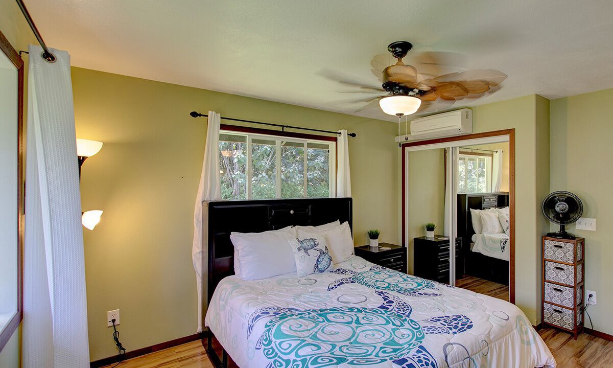 Photo of Bedroom in Keaau