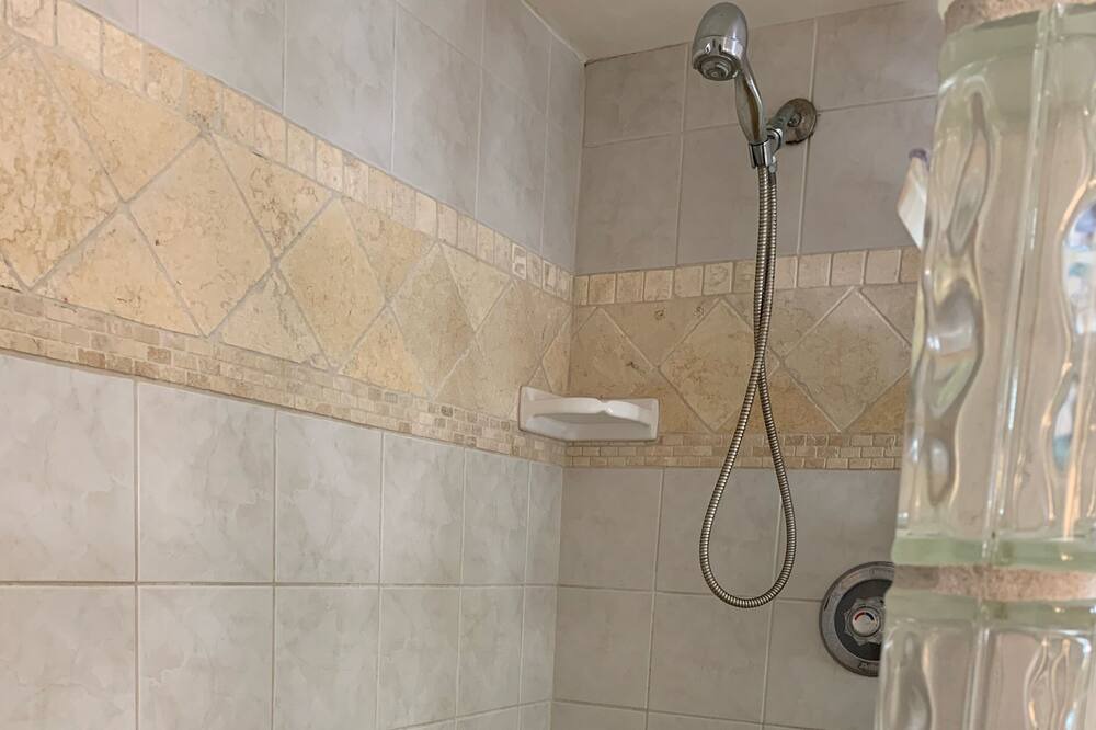 Photo of Bathroom in Kailua-Kona
